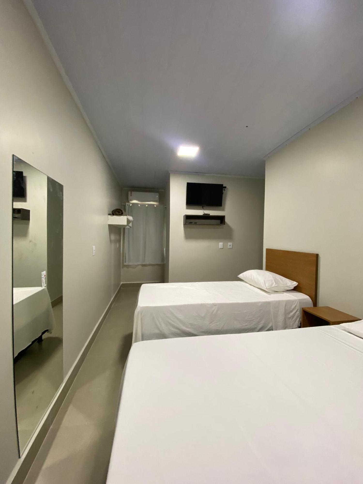 Executive Hotel Aguas Lindas Go Aguas Lindas de Goias Exteriör bild